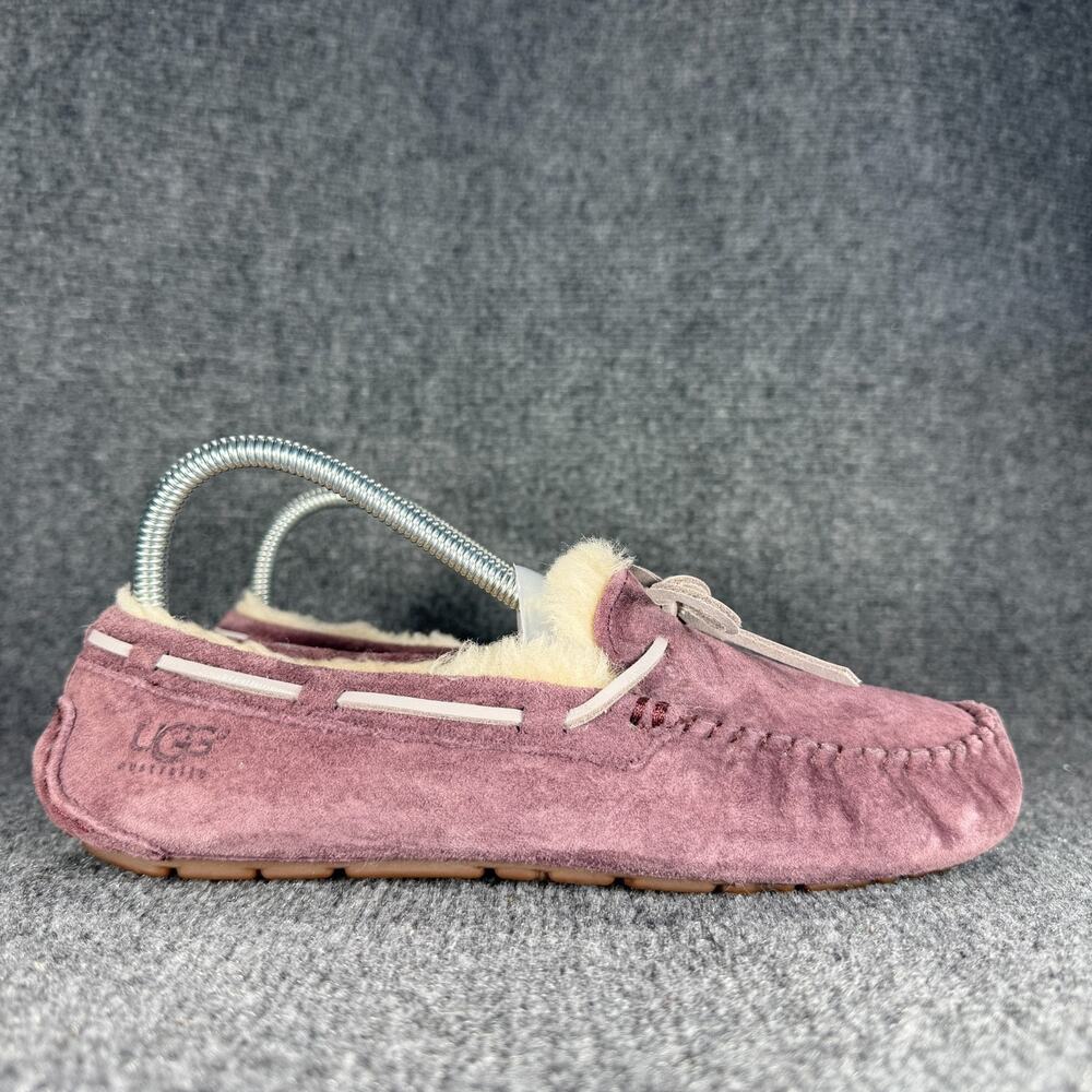 UGG Dakota Suede Sheepskin Moccasin Slippers Womens Size 8 Purple Cozy Slip On